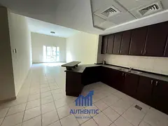 2 BHK | SPACIOUS LAYOUTS | VACANT | MULITPLE OPTIONS
