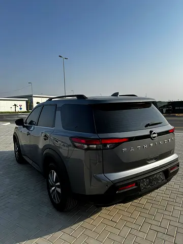 2024 Nissan PATHFINDER photo 4