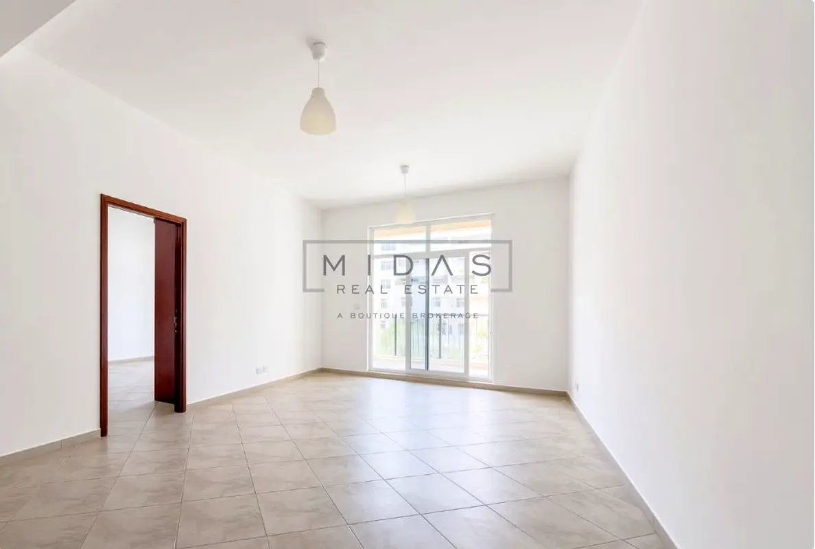 Spacious | Well Maintained | Family Community