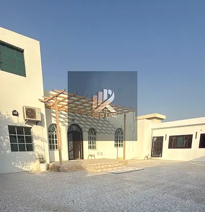 للإيجار | فيلا طابق واحد | 3 غرف | ملحق مستقل | الجزات – الشارقة فيلا للإيجار في الجزات | 8,000 قدم مربع | 3 غرف | ملحق مستقل | 120,000 درهم