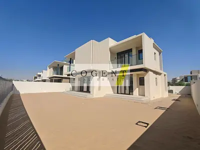 5 Bedrooms | Close to Pool and Central Park | C1 Layout