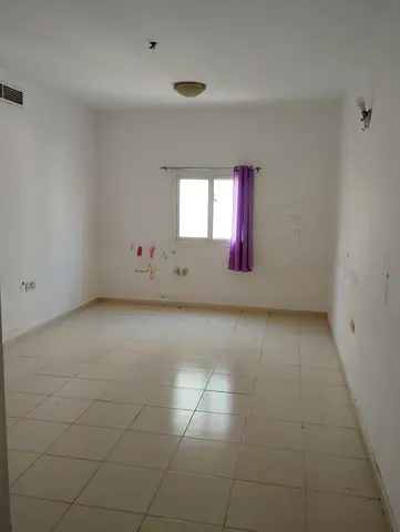 WE HAVE 1BHK APARTMENT NEAR ZULEKHA HOSPITAL JUST 28K