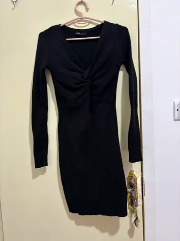 Black long-sleeve twist-front bodycon dress, size S, M