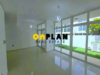 3BR with Garden I Back-to-Back I Balconies