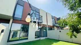 SINGLE ROW | 3BR + MAID | PRIVATE GARDEN | CHERRYWOODS