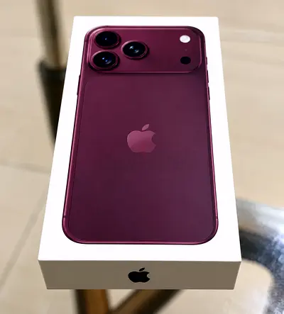 Iphone 18 pro max 256gb TDRA unopened