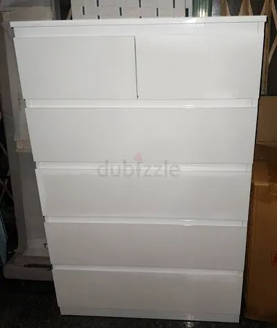 White 6-Drawer Chest of Drawers - Simple Modern Design