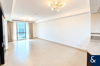 2 Bedrooms | Lake view | Tenanted