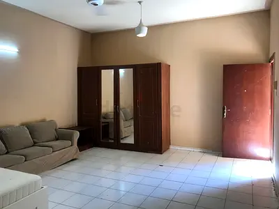 room for rent family or working ladies