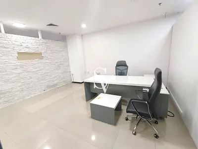 FURNISHED | FULLY FITTED OFFICE| 4 PARKINGS