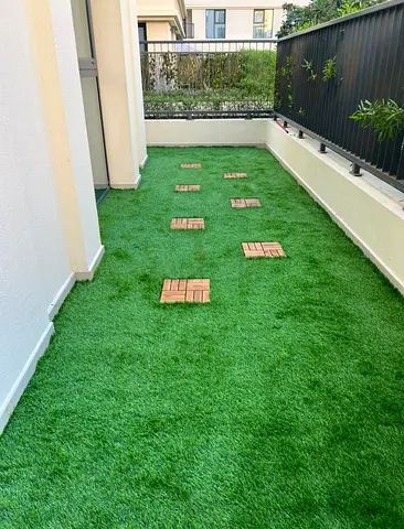 Artificial Grass / Landscaping Grass / Balcony Grass
