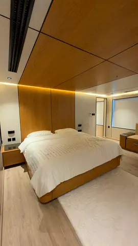 Brand New 2026 House Boat