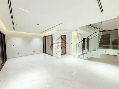 Corner Unit | Direct on Park | Next to Pavilion