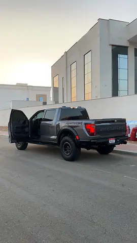 Ford F-150 Raptor 37 package 2024 GCC Specs