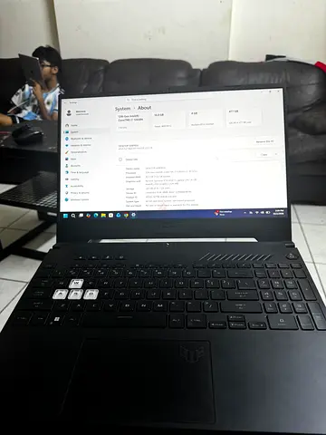 Asus TUF Dash F15 FX517Z gaming laptop Core i7 12th gen Nvidia 3050 graphics 16 DDR5/512 NVMe