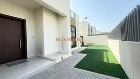 G+1 CORNER UNIT 4BR+MAIDROOM ON HEIGHT 1BR ON GROUND LEVEL