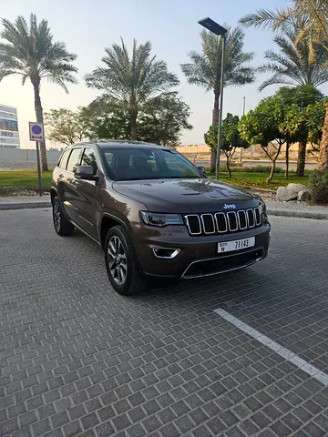 Full Agency Service History | Original Paint | Jeep Grand Cherokee Limited Plus | GCC Specs