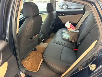2017 Honda CIVIC — фото 4