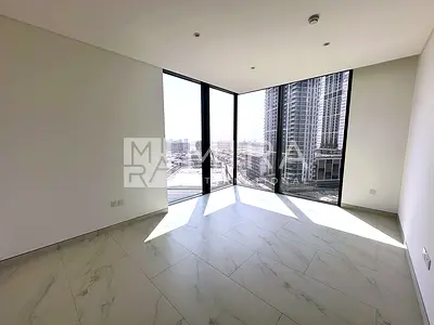 Corner Unit | Skyline Views | Ready To Move