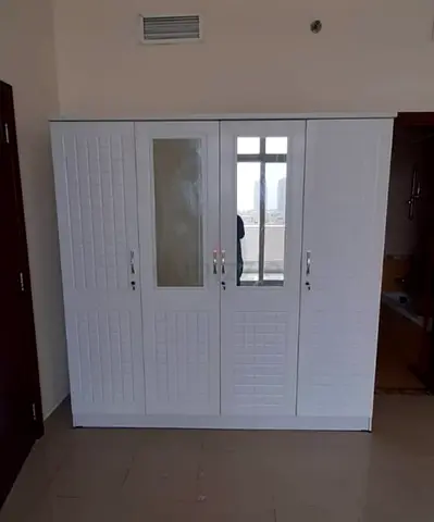 White 4-Door Wardrobe with Mirror - Good quality
