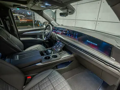 2026 Cadillac ESCALADE — миниатюра 11