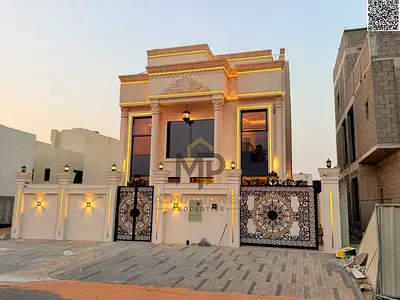 فيلا للبيع - 3 طوابق - شامل رسوم التسجيل - بسعر قابل للتفاوض - تملك حر لجميع الجنسيات