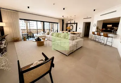 Large layout | 6th floor | Upgraded | Park & Sea views