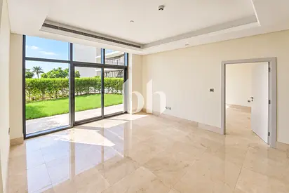 1BR Unfurnished | Private Garden | Beach Access