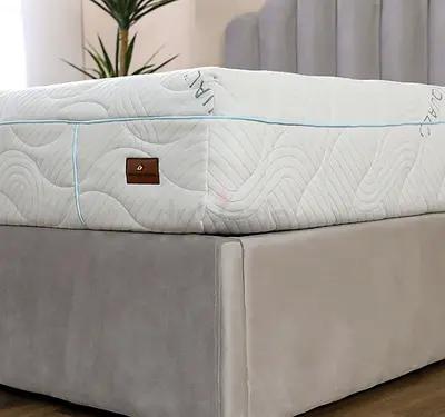 SeaQual Memory Foam Mattress - 25 cm Hybrid Support (Like New)