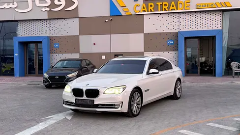 2014 BMW 7-Series 740i GCC Specs