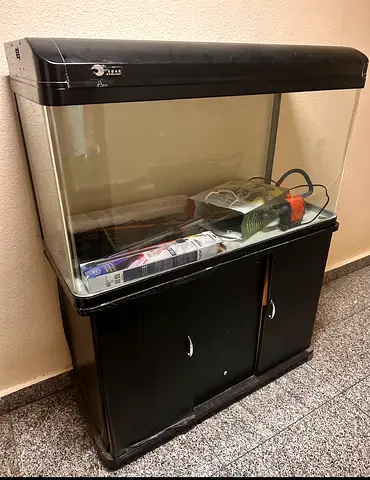 120cm Fish Aquarium with Cabinet and Hood - Used, Complete Setup