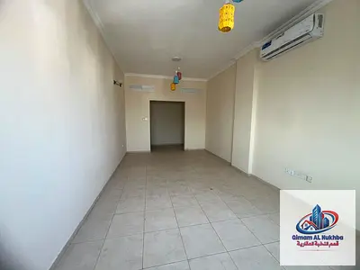 أكبر مساحه غرفتيين وصاله بالمجره مع بلكون باطلاله بحريه مع خزائن بالحائط تسهيلات بالدفعات والصيانه مجانيه وسهل الوصول اليها وعلي مخرج دبي وعجمان