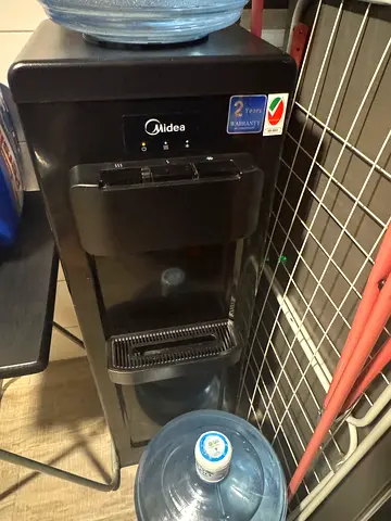 Water dispenser