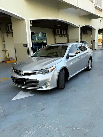 2013 Toyota AVALON 照片 3