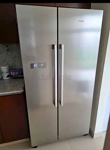 Siemens New Model Side Bay Side Fridge freezer excellent condition