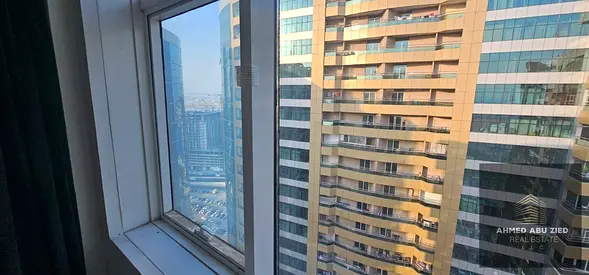Apartment for sale at a bargain price due to travel.