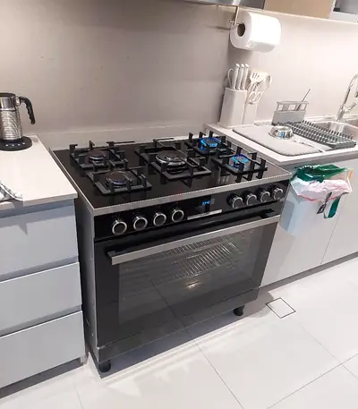 Bosch Series 8 full gas cooker 90 by 60 cm latest model