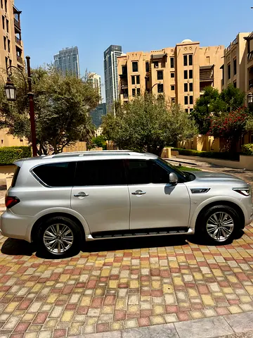 2018 Infiniti QX80 8S Luxury American Specs