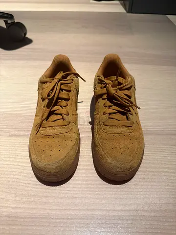 Nike Air Force 1 Low LV8 Wheat Gum Light Brown (GS) Size 38— gently used
