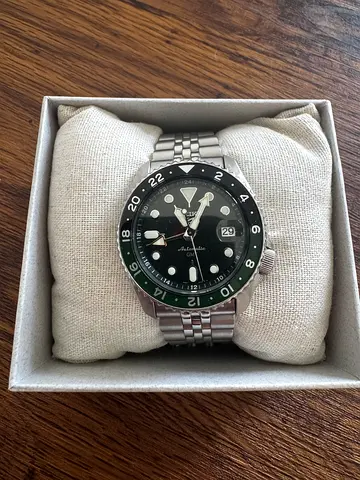 Seiko 5 Sports GMT