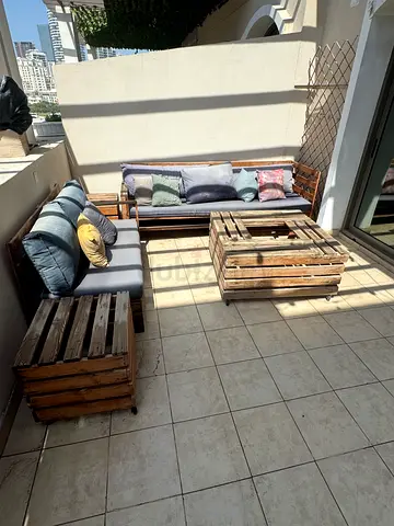 Outdoor set with movable tables (weels)