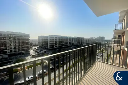 High Floor | Boulevard View | Vacant