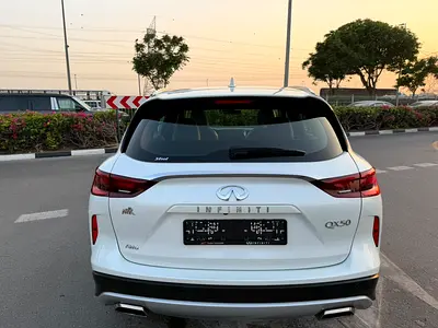 صورة 7 لـ 2023 Infiniti QX50