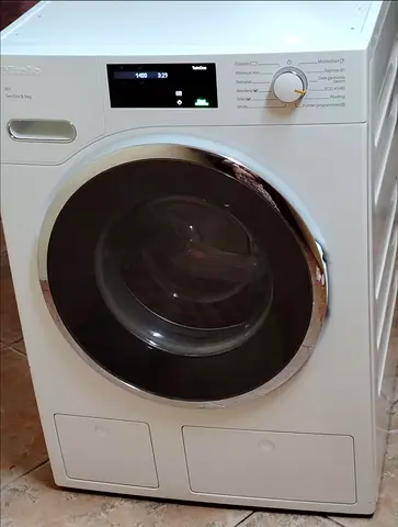 Miele twin dose 9kg washing machine for sale in excellent condition