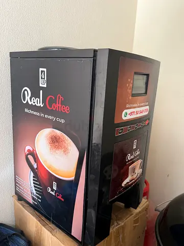 Commercial Coffee Vending Machine - Ready to Use