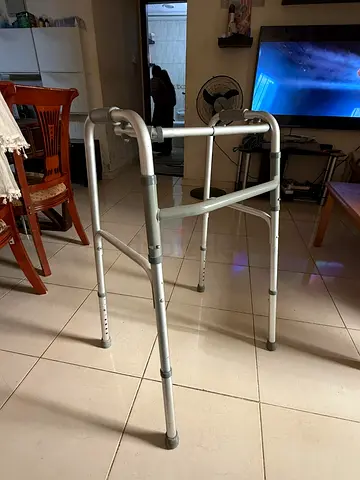 Adult walker fully foldable light weight with wheels