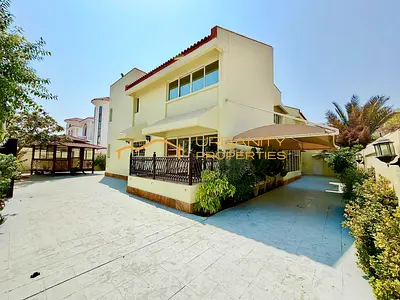 Luxury 5-Bedroom Villa for Rent in Jumeirah 2