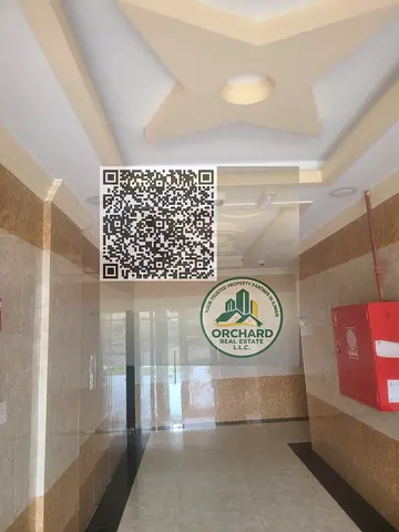 BUILDING FOR SALE (G+4)