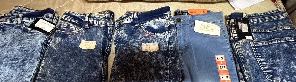Lot of 20 New Men's Blue Jeans - Various Fits and Washes