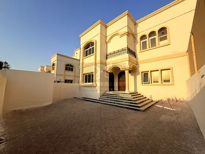 Private Entrance 5 Master Bedroom Villa + Maid room.